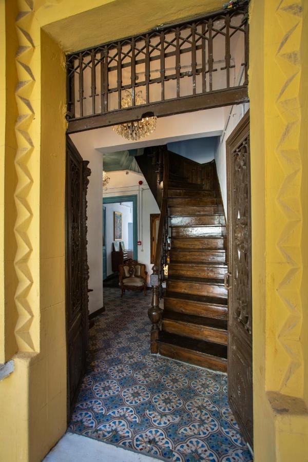 Mansion With Lemon Tree Apartment Izmir Exterior photo